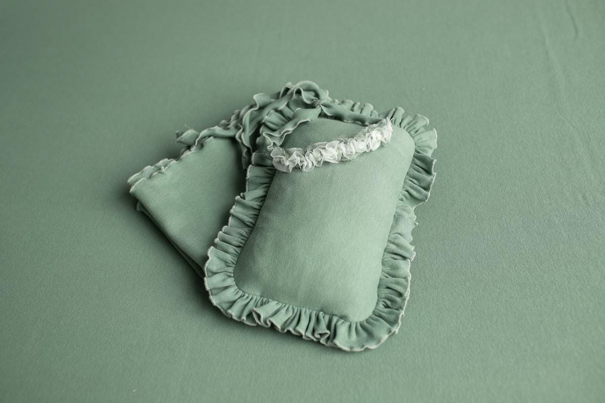 Newborn Photography Prop Set,Newborn Backdrop Fabric,Newborn Pillow,Newborn Headband,Newborn long natural wraps,Newborn photography outfit