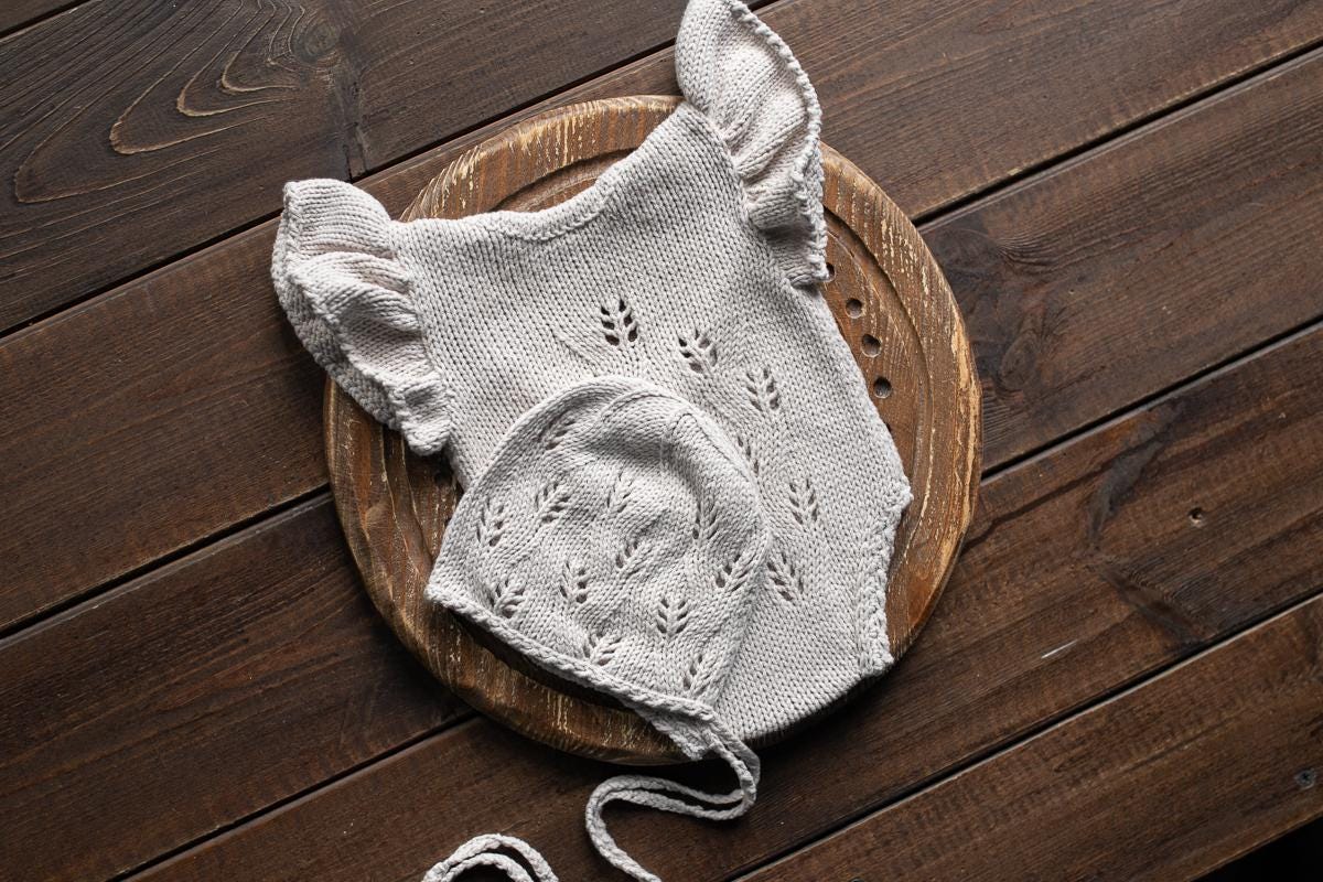 Knitted romper & bonnet,Newborn Photography Prop Set,Newborn photography outfit,Newborn girl photoshoot outfit,Pregnancy gift,Newborn props