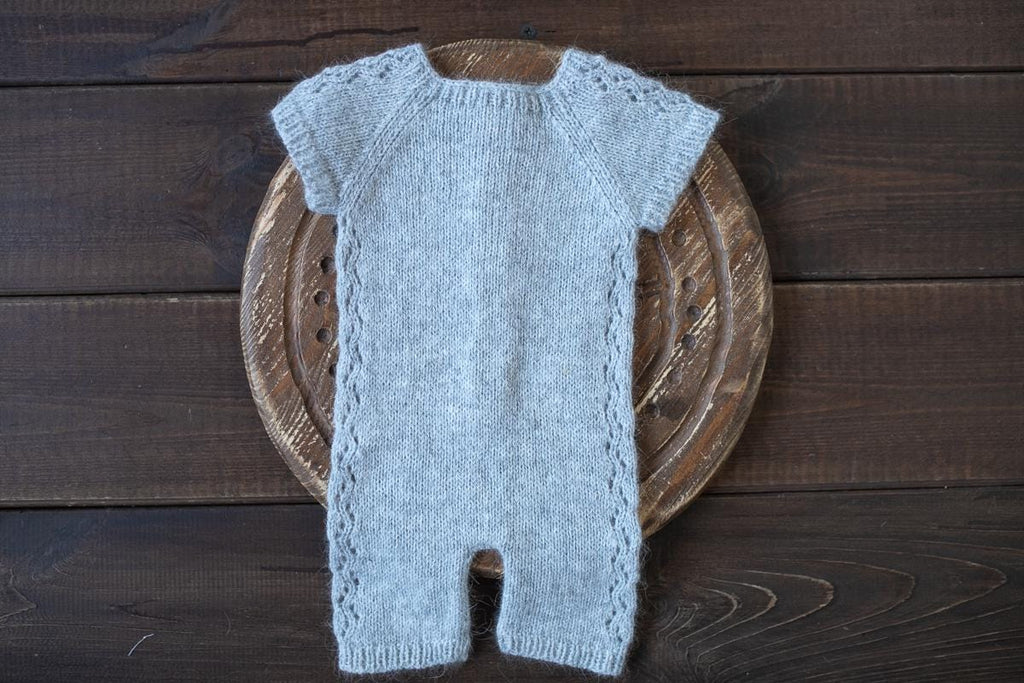 Knitted romper,bonnet and Knit Teddy Bear,Newborn knitted Set,Newborn photography outfit,Pregnancy gift,newborn knit outfit,newborn props