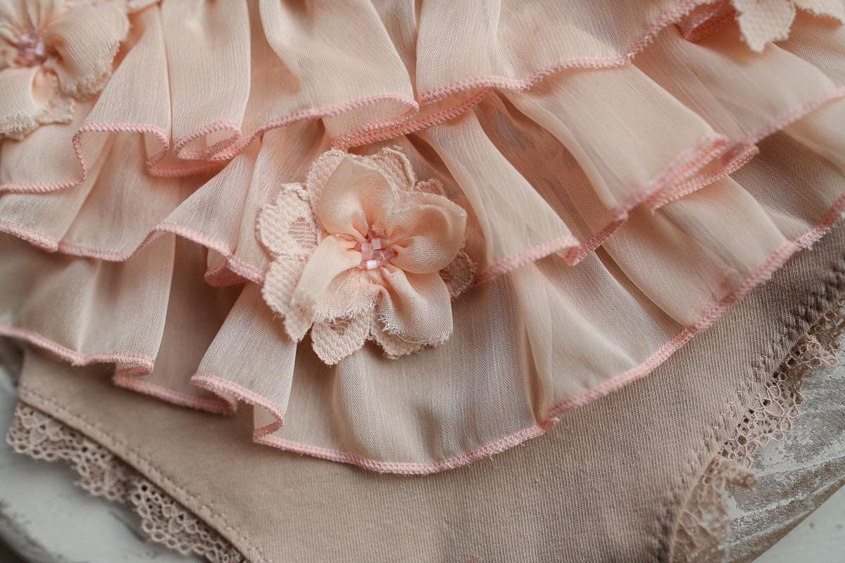 Photo outfit Baby Girl lace romper, Newborn Girl Outfit, Newborn Lace Romper, Newborn Outfit, Newborn Photography Props, Newborn Photo Props