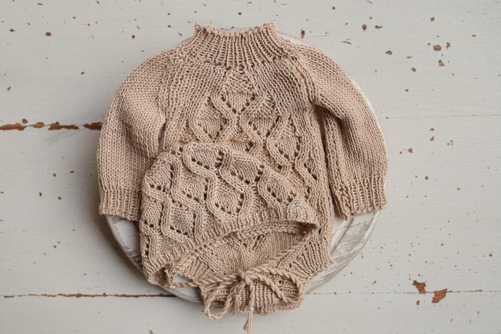 Knitted romper and bonnet,Newborn knitted Set,Newborn photography outfit,Сable knit romper,Pregnancy gift,newborn knit outfit,newborn props