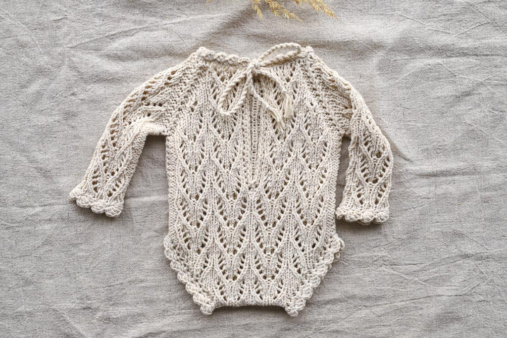 Knitted romper and bonnet,Newborn knitted Set,Newborn photography outfit,Сable knit romper,Pregnancy gift,newborn knit outfit,newborn props