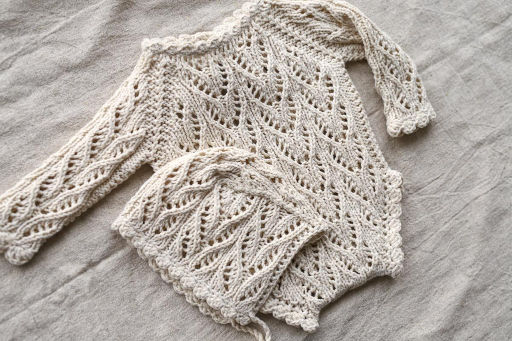 Knitted romper and bonnet,Newborn knitted Set,Newborn photography outfit,Сable knit romper,Pregnancy gift,newborn knit outfit,newborn props