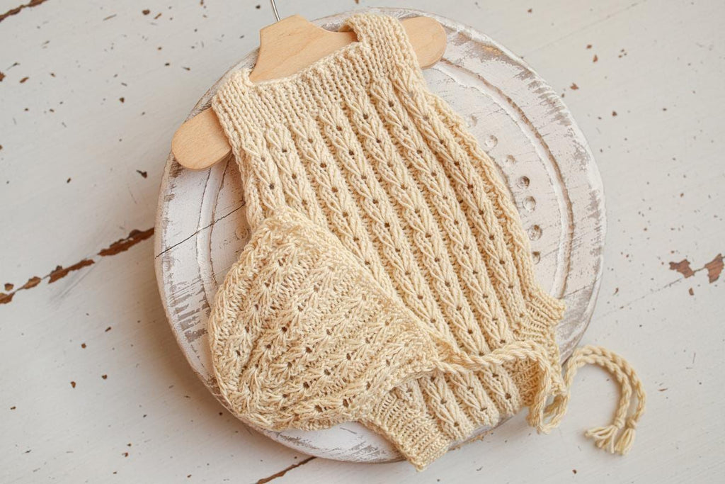 Knitted romper and bonnet,Newborn Photography Prop Set,Newborn photography outfit,Newborn girl photoshoot outfit,Pregnancy gift