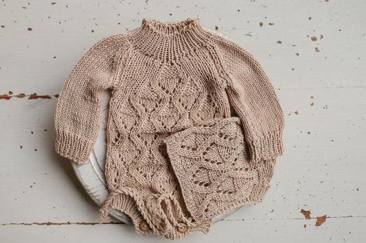 Knitted romper and bonnet,Newborn knitted Set,Newborn photography outfit,Сable knit romper,Pregnancy gift,newborn knit outfit,newborn props