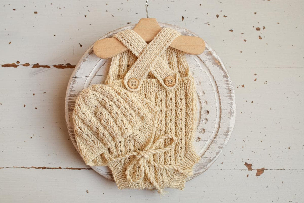 Knitted romper and bonnet,Newborn Photography Prop Set,Newborn photography outfit,Newborn girl photoshoot outfit,Pregnancy gift